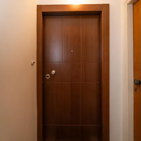 Luxury Sea-apartment In The Center Of *